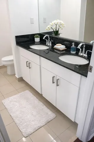 19105 NE 8th Court Miami FL 33179