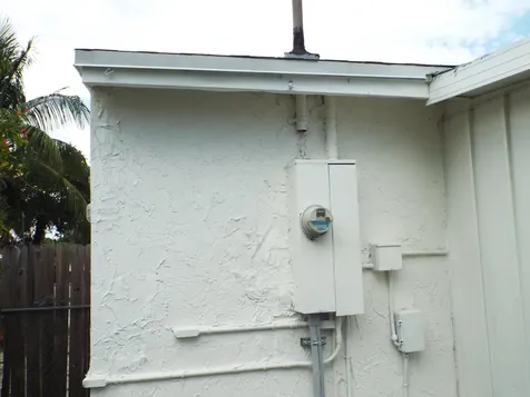 540 NE 61 Court NE Oakland Park FL 33334