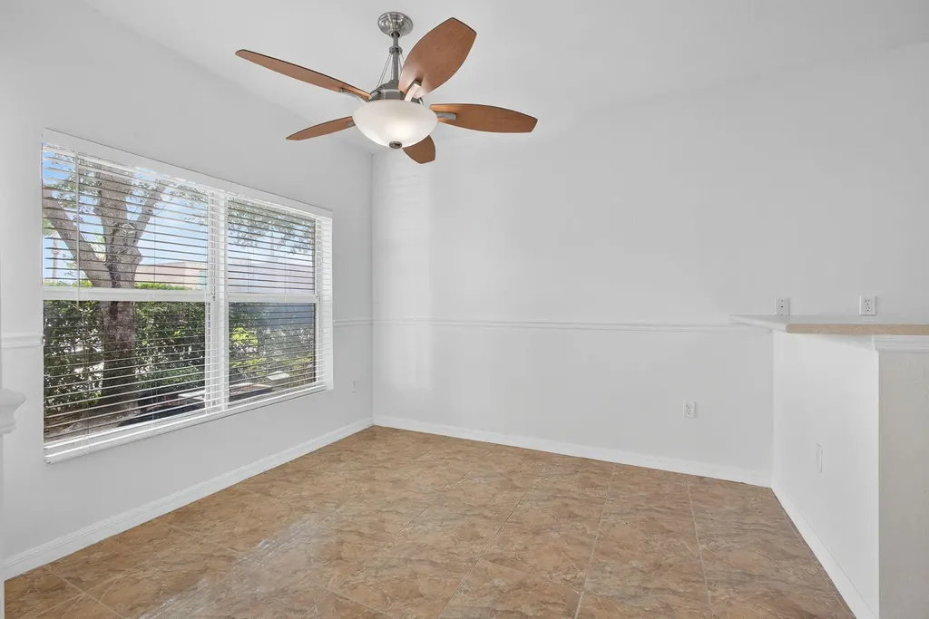 513 Talia Circle Palm Springs FL 33461