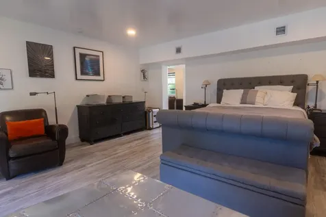 2800 NE 1st Avenue Wilton Manors FL 33334