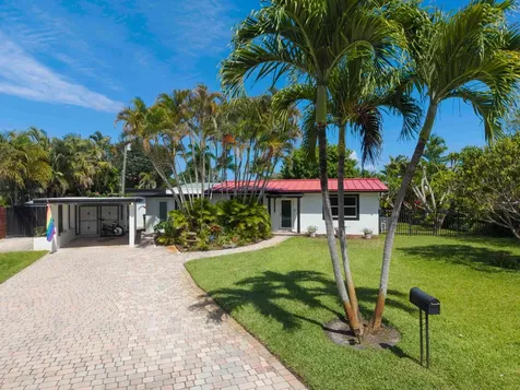 2800 NE 1st Avenue Wilton Manors FL 33334