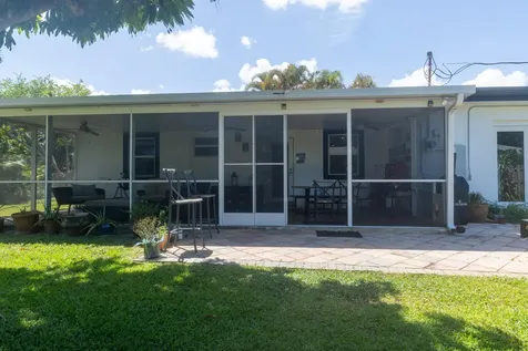 2800 NE 1st Avenue Wilton Manors FL 33334