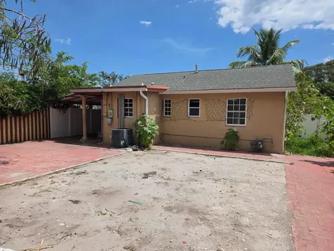 905 S F Street Lake Worth Beach FL 33460