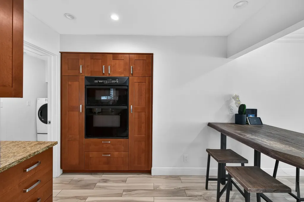 850 W Camino Real Boca Raton FL 33486