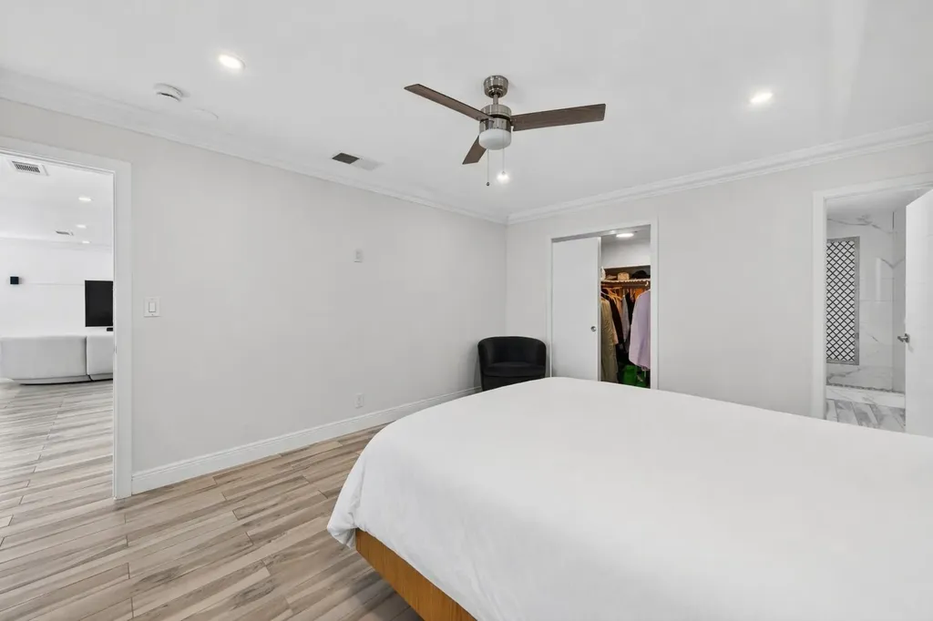 850 W Camino Real Boca Raton FL 33486