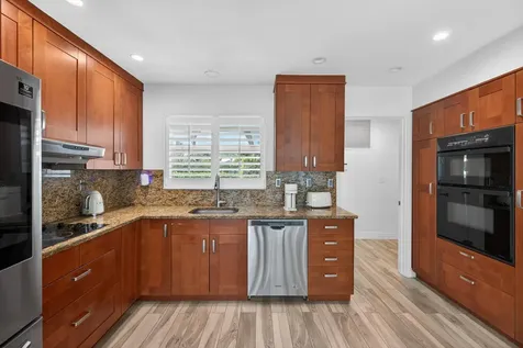 850 W Camino Real Boca Raton FL 33486