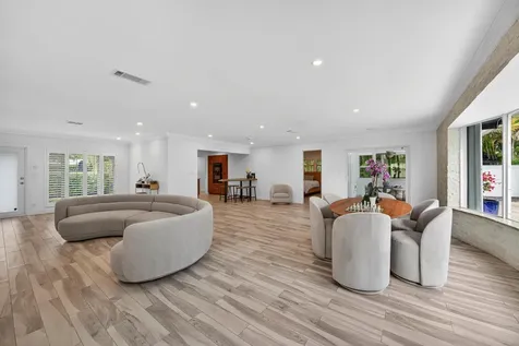 850 W Camino Real Boca Raton FL 33486