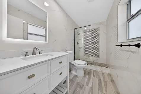 850 W Camino Real Boca Raton FL 33486