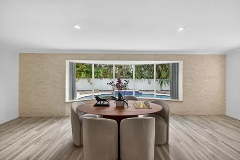 850 W Camino Real Boca Raton FL 33486