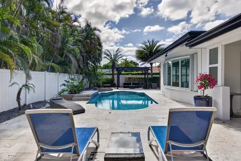 850 W Camino Real Boca Raton FL 33486