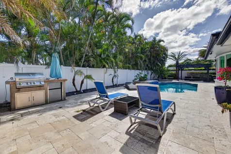850 W Camino Real Boca Raton FL 33486