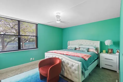 500 Egret Circle Delray Beach FL 33444