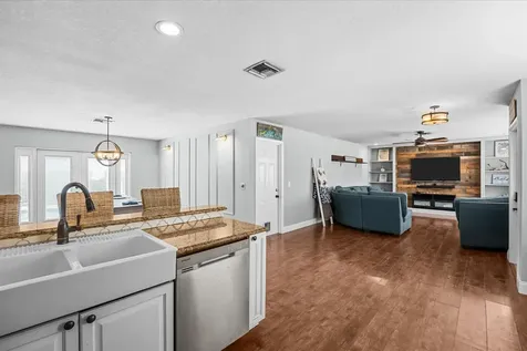 18945 SE Homewood Avenue Tequesta FL 33469