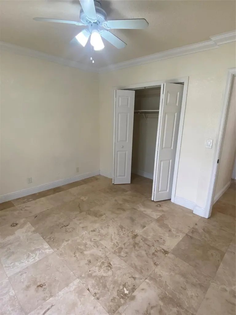 2200 NE 66th Street Fort Lauderdale FL 33308