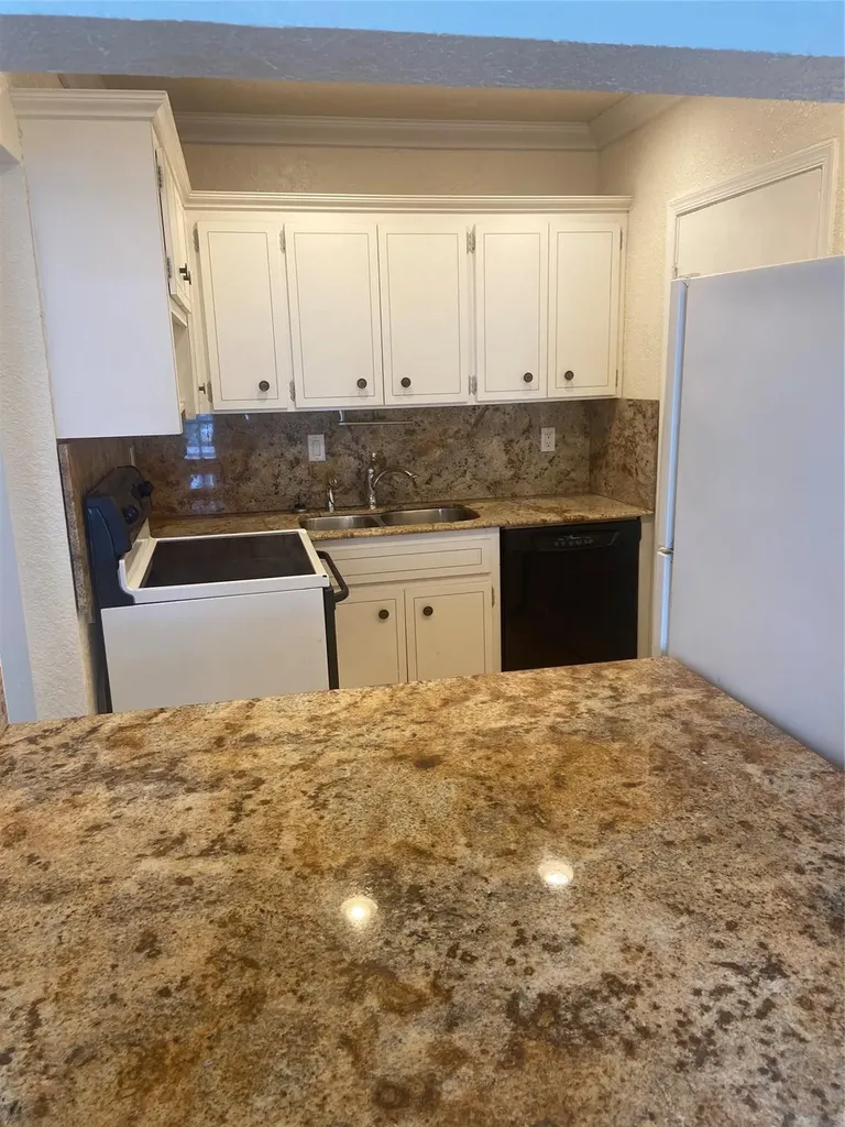 2200 NE 66th Street Fort Lauderdale FL 33308