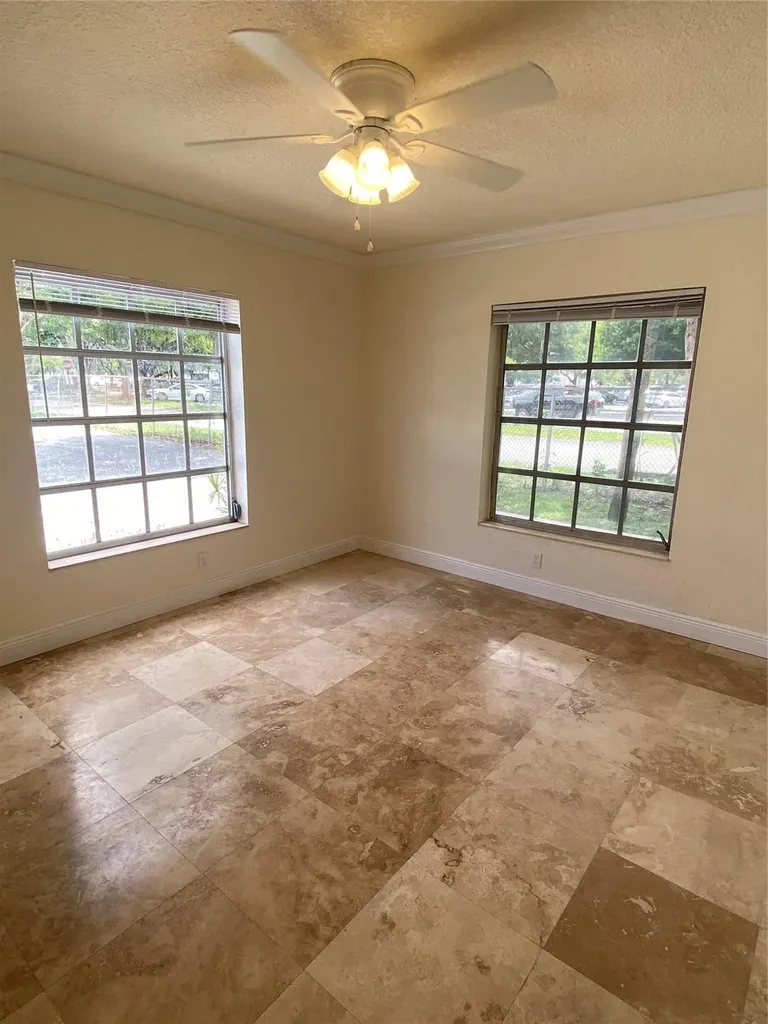 2200 NE 66th Street Fort Lauderdale FL 33308