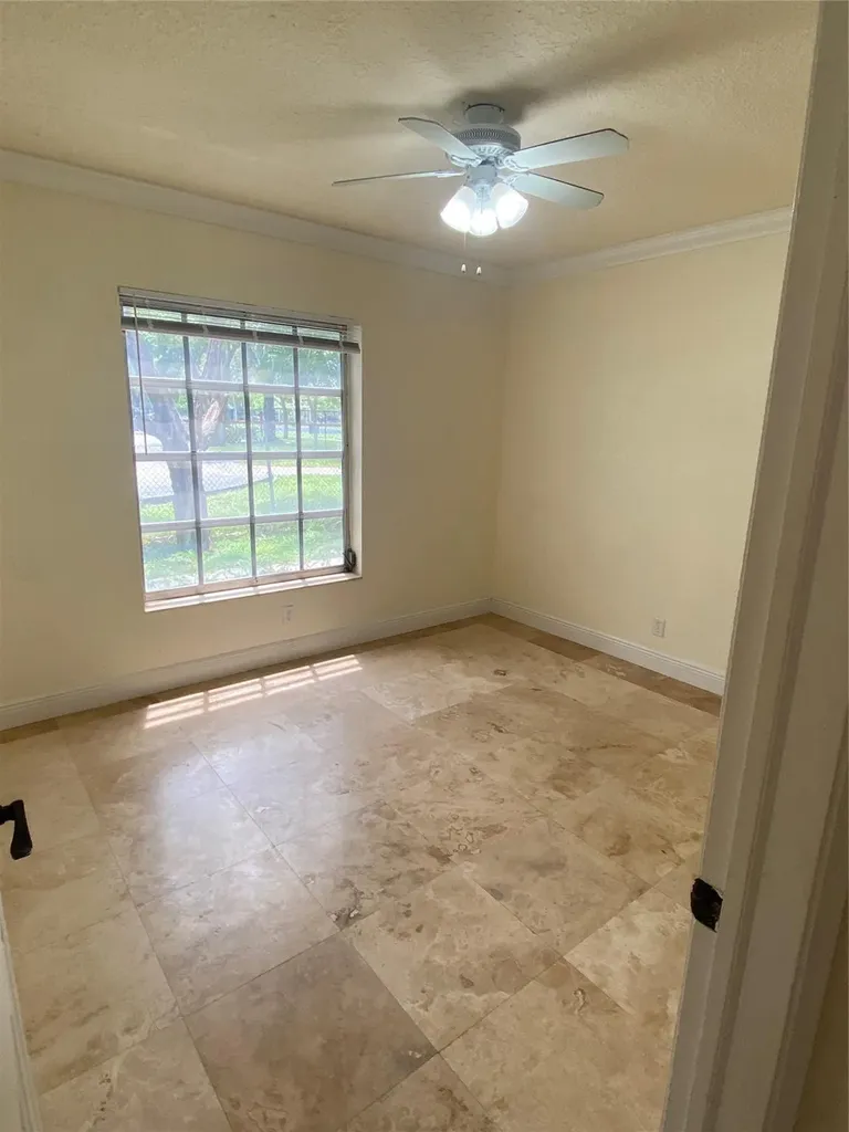 2200 NE 66th Street Fort Lauderdale FL 33308