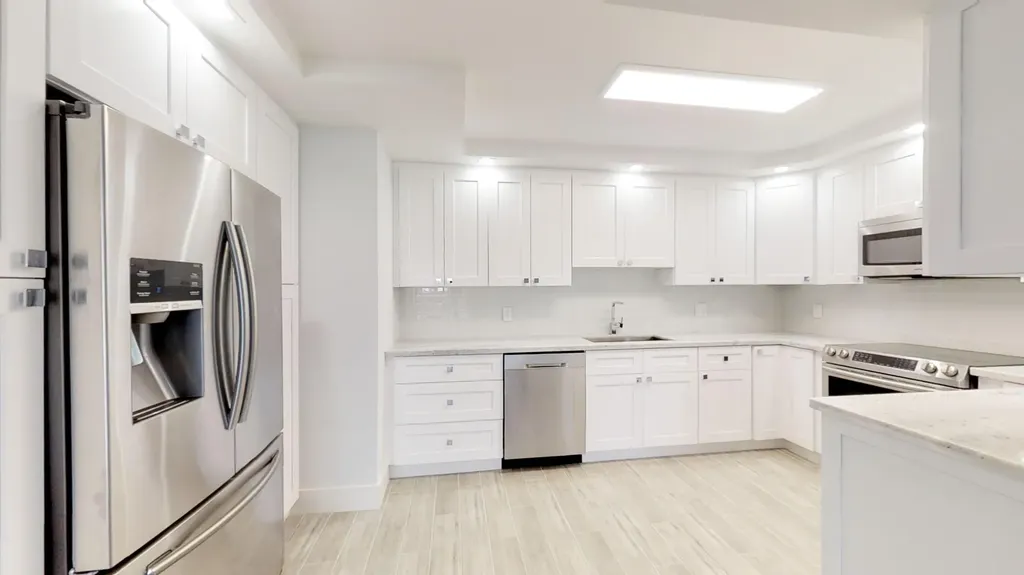 3980 Oaks Clubhouse Drive Pompano Beach FL 33069