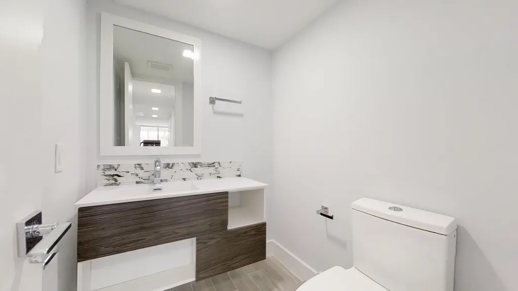 3980 Oaks Clubhouse Drive Pompano Beach FL 33069