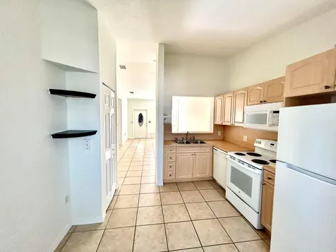621 NW 78th Terrace Pembroke Pines FL 33024