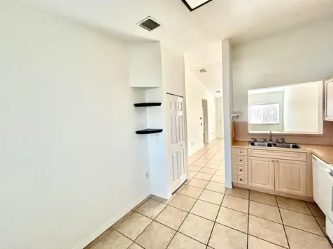 621 NW 78th Terrace Pembroke Pines FL 33024