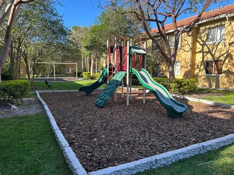 621 NW 78th Terrace Pembroke Pines FL 33024