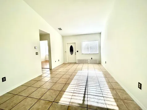 621 NW 78th Terrace Pembroke Pines FL 33024
