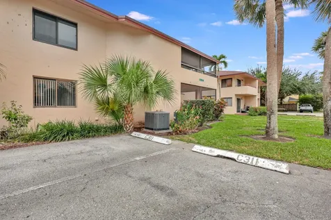 12641 Westhampton Circle Wellington FL 33414