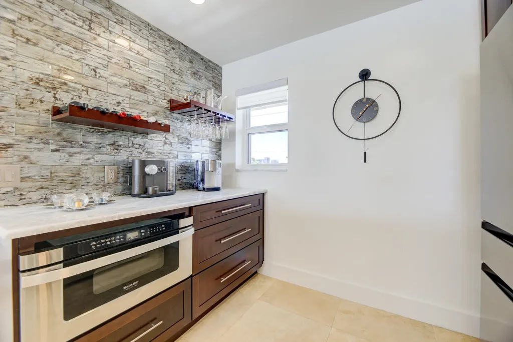 3121 NE 51st Street Fort Lauderdale FL 33308