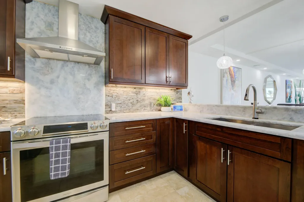 3121 NE 51st Street Fort Lauderdale FL 33308
