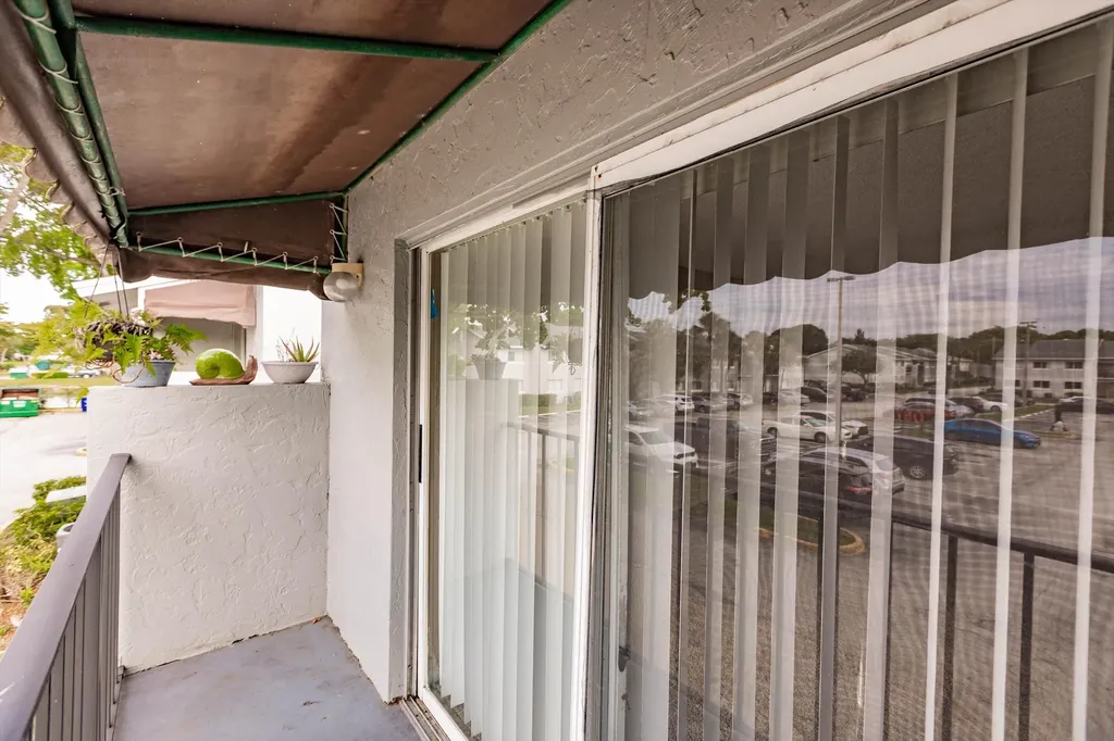 1153 Lake Victoria Drive West Palm Beach FL 33411