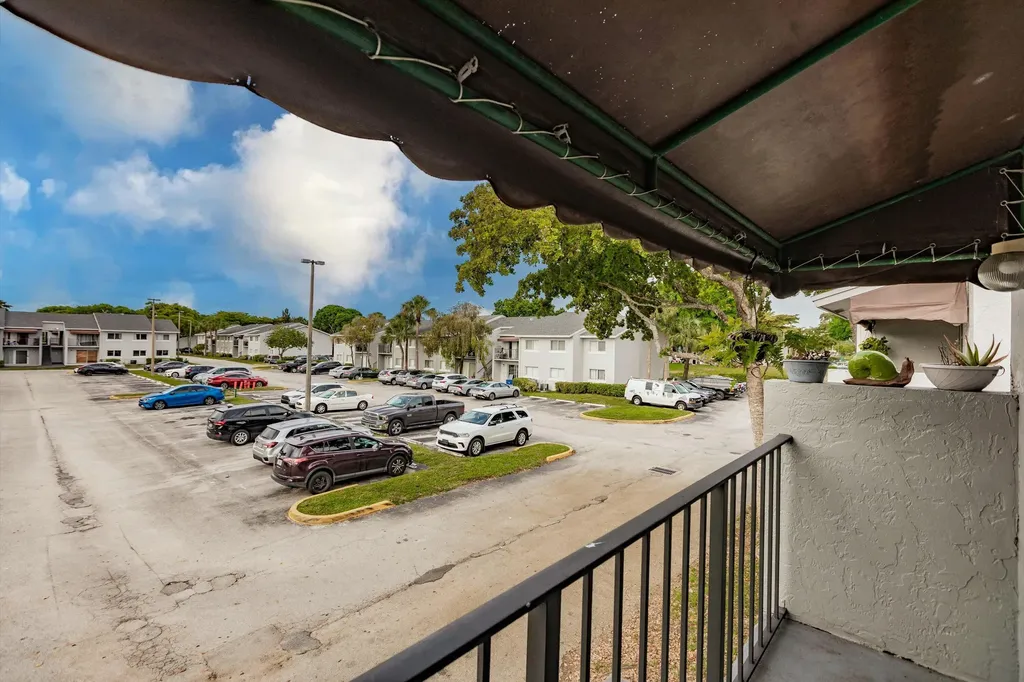 1153 Lake Victoria Drive West Palm Beach FL 33411