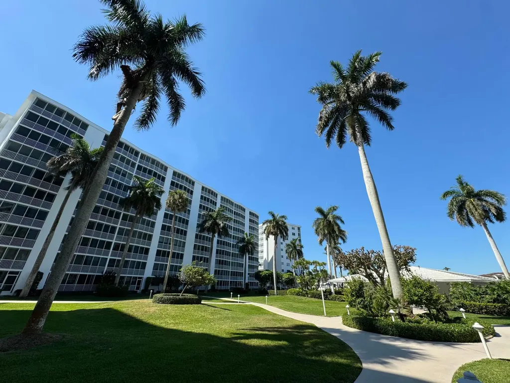 3224 S Ocean Boulevard Highland Beach FL 33487