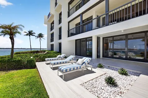 2812 SE Dune Drive Stuart FL 34996