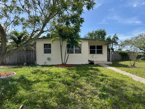 4310 NE 13th Avenue Pompano Beach FL 33064
