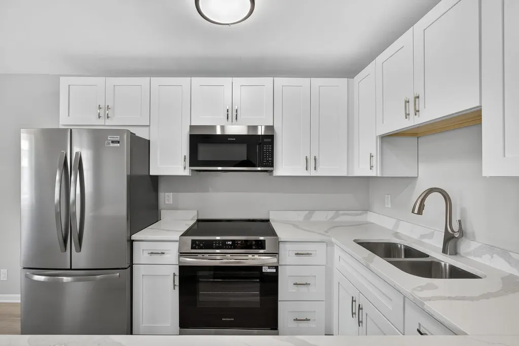 42 Easthampton B West Palm Beach FL 33417