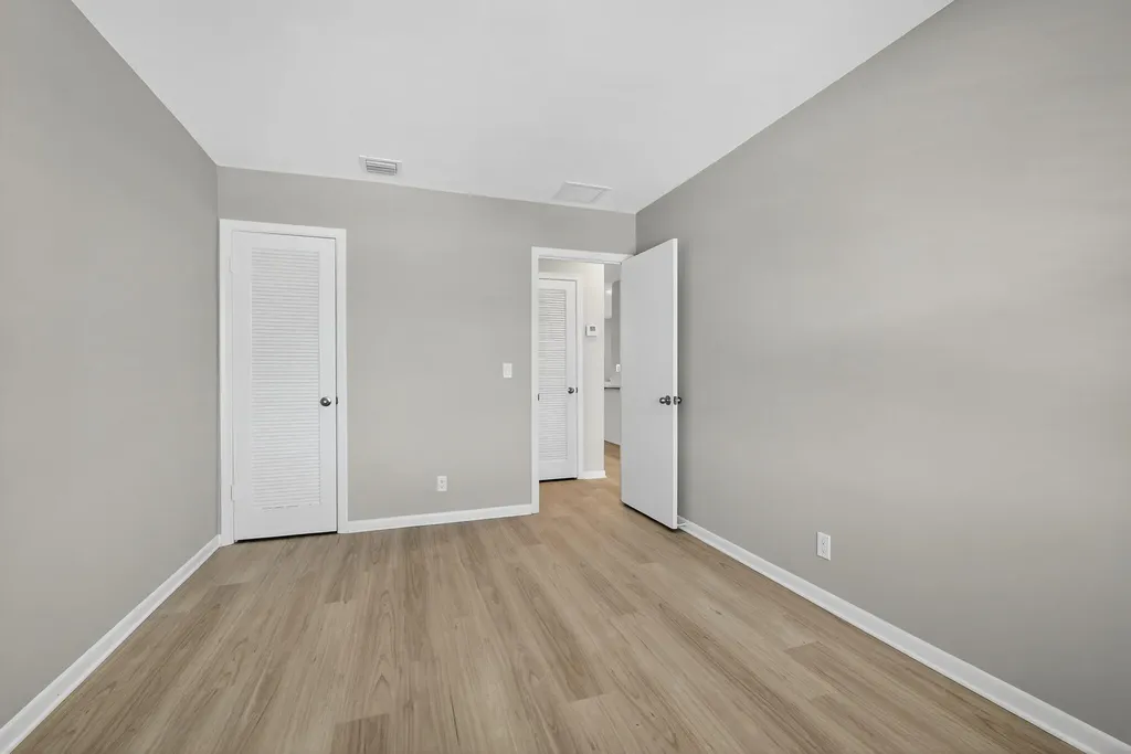 42 Easthampton B West Palm Beach FL 33417
