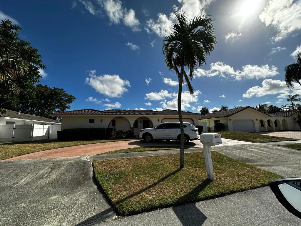 6860 S Calle Del Paz S Boca Raton FL 33433