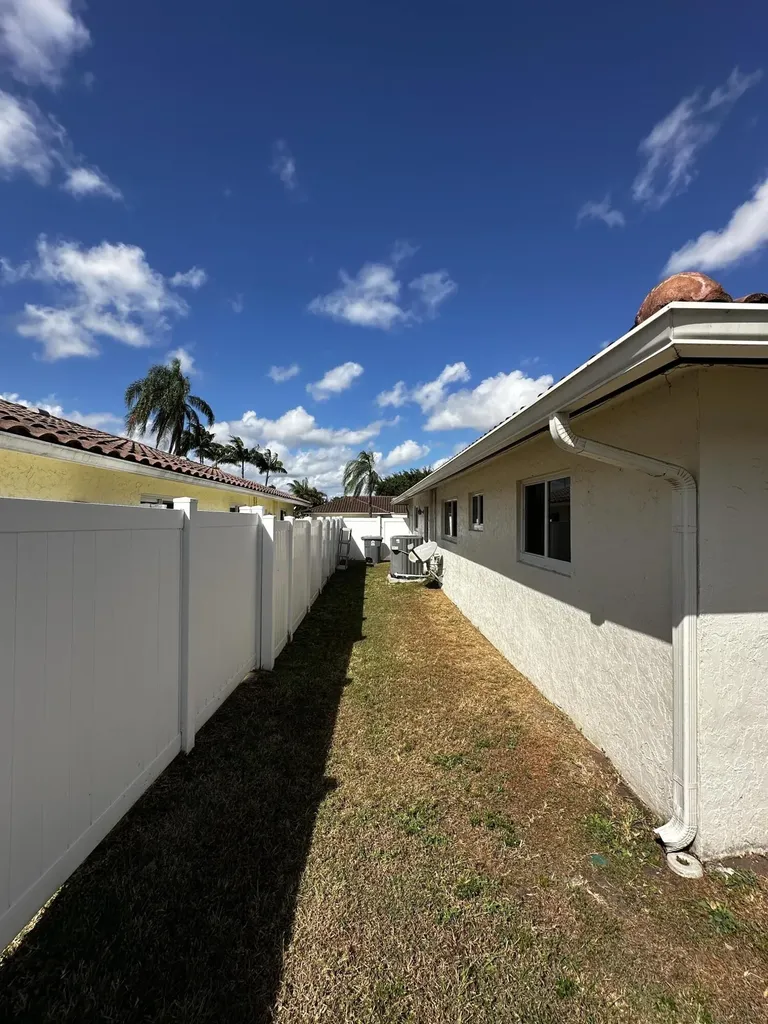 6860 S Calle Del Paz S Boca Raton FL 33433