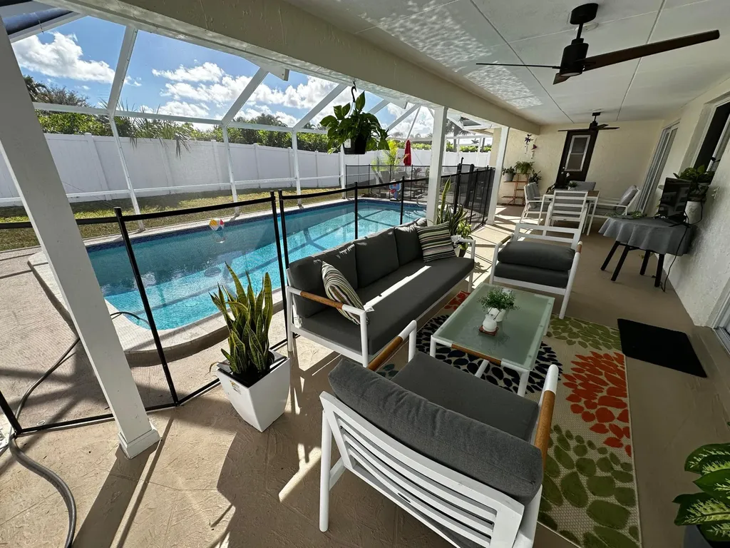 6860 S Calle Del Paz S Boca Raton FL 33433