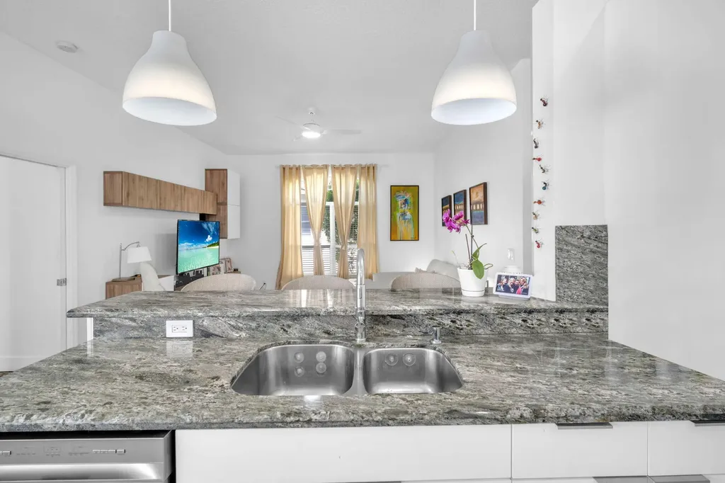 16423 Segovia Circle S Fort Lauderdale FL 33331