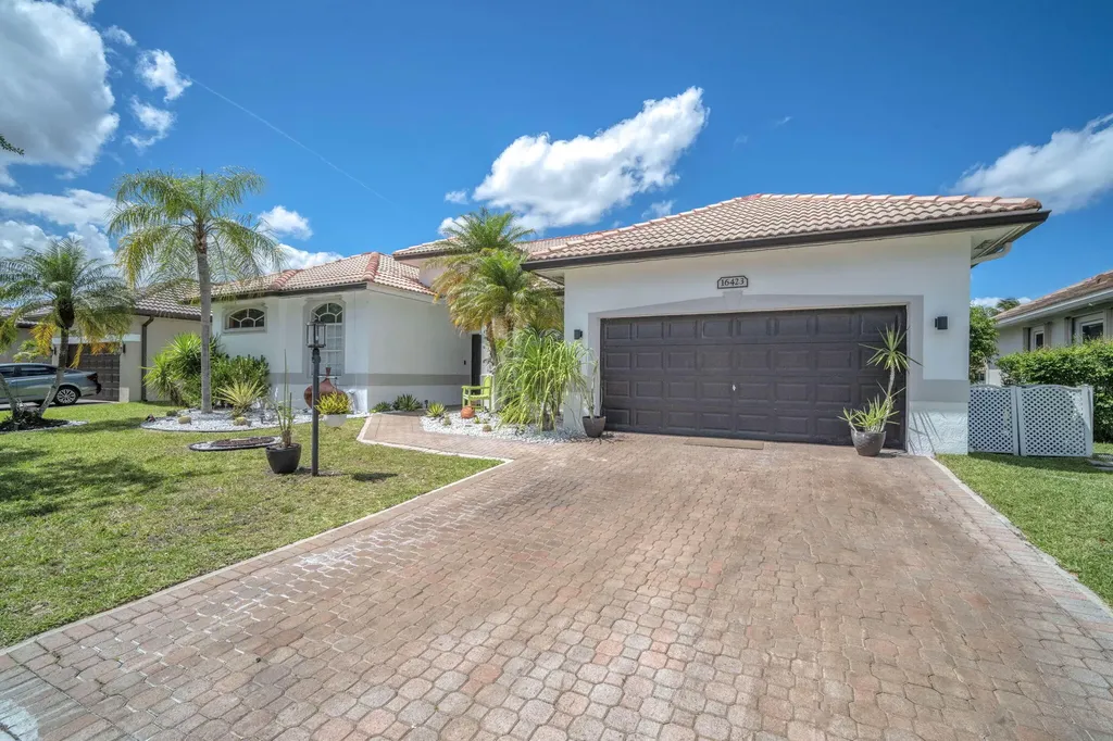 16423 Segovia Circle S Fort Lauderdale FL 33331