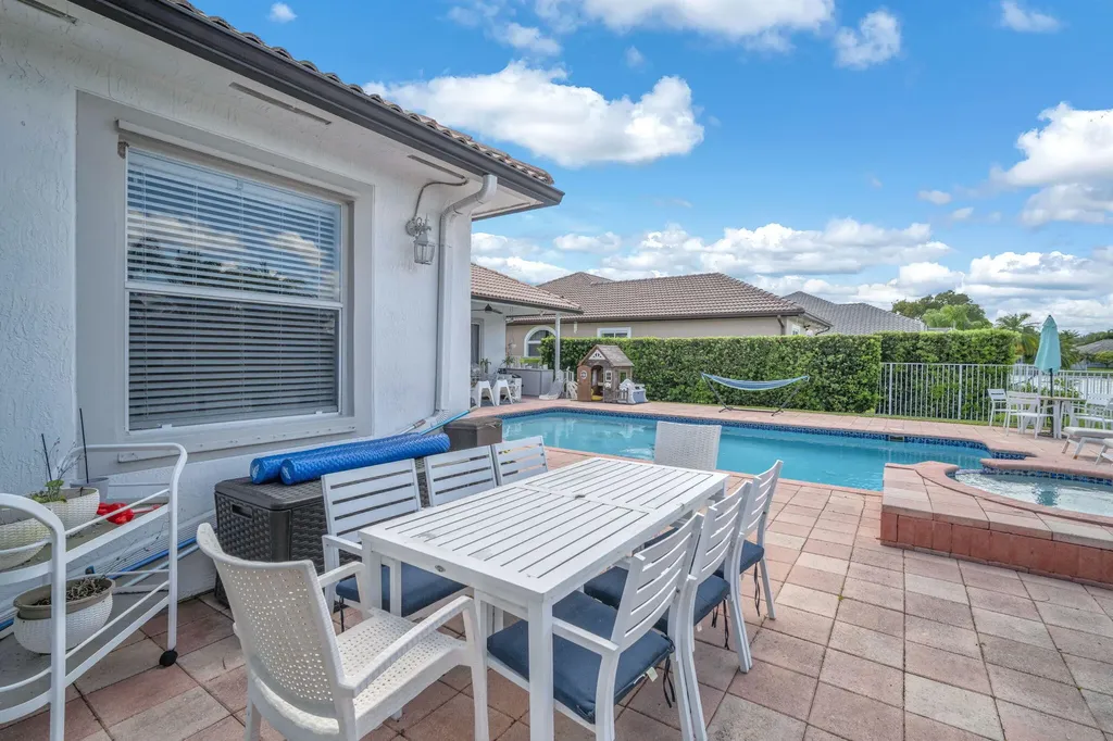16423 Segovia Circle S Fort Lauderdale FL 33331