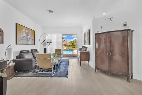 16423 Segovia Circle S Fort Lauderdale FL 33331