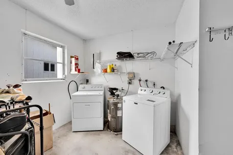 1501 NW 87th Lane Plantation FL 33322