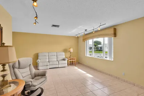 1501 NW 87th Lane Plantation FL 33322