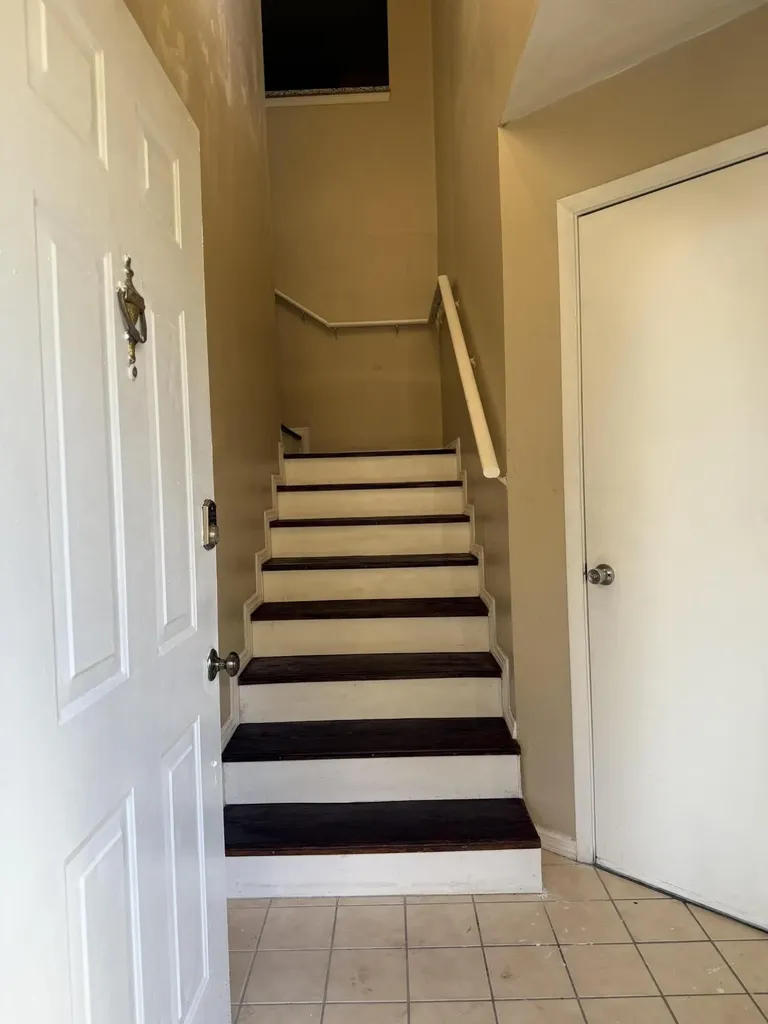 683 Post Oak Circle Altamonte Springs FL 32701
