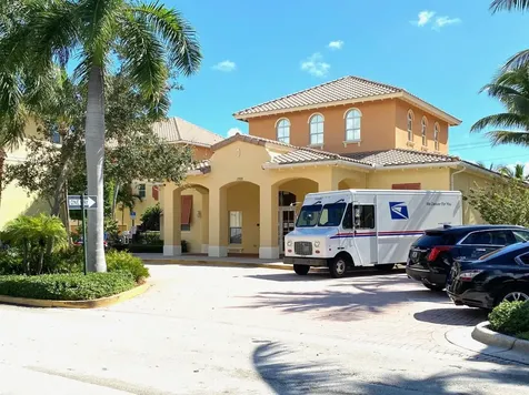 1365 Vía De Pepi Boynton Beach FL 33426