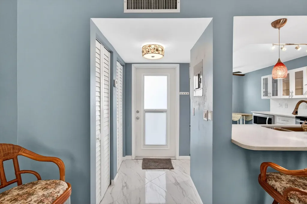 18 Willowbrook Lane Delray Beach FL 33446