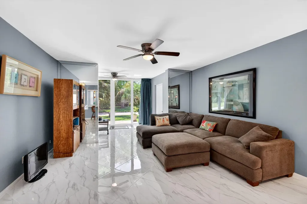 18 Willowbrook Lane Delray Beach FL 33446
